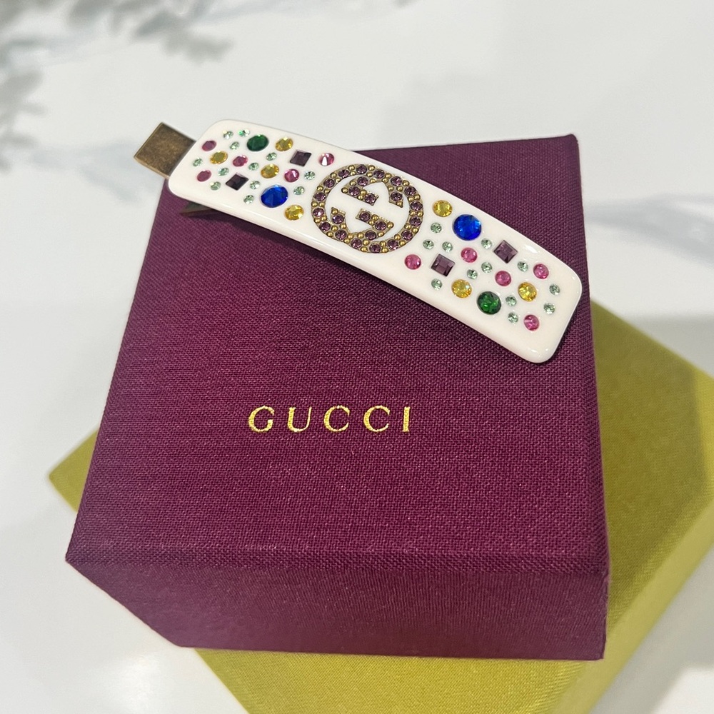 Authentic Beautiful Gucci Resin Crystal Embellished GG Hair Clip Multicolor